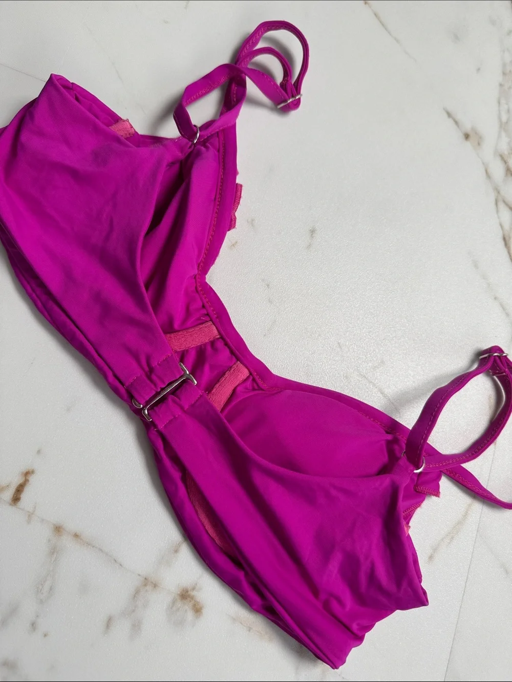 Dippin Daisys Ruffle Underwire Fuschia Bikini Top Sz S Resortwear Summer Trendy